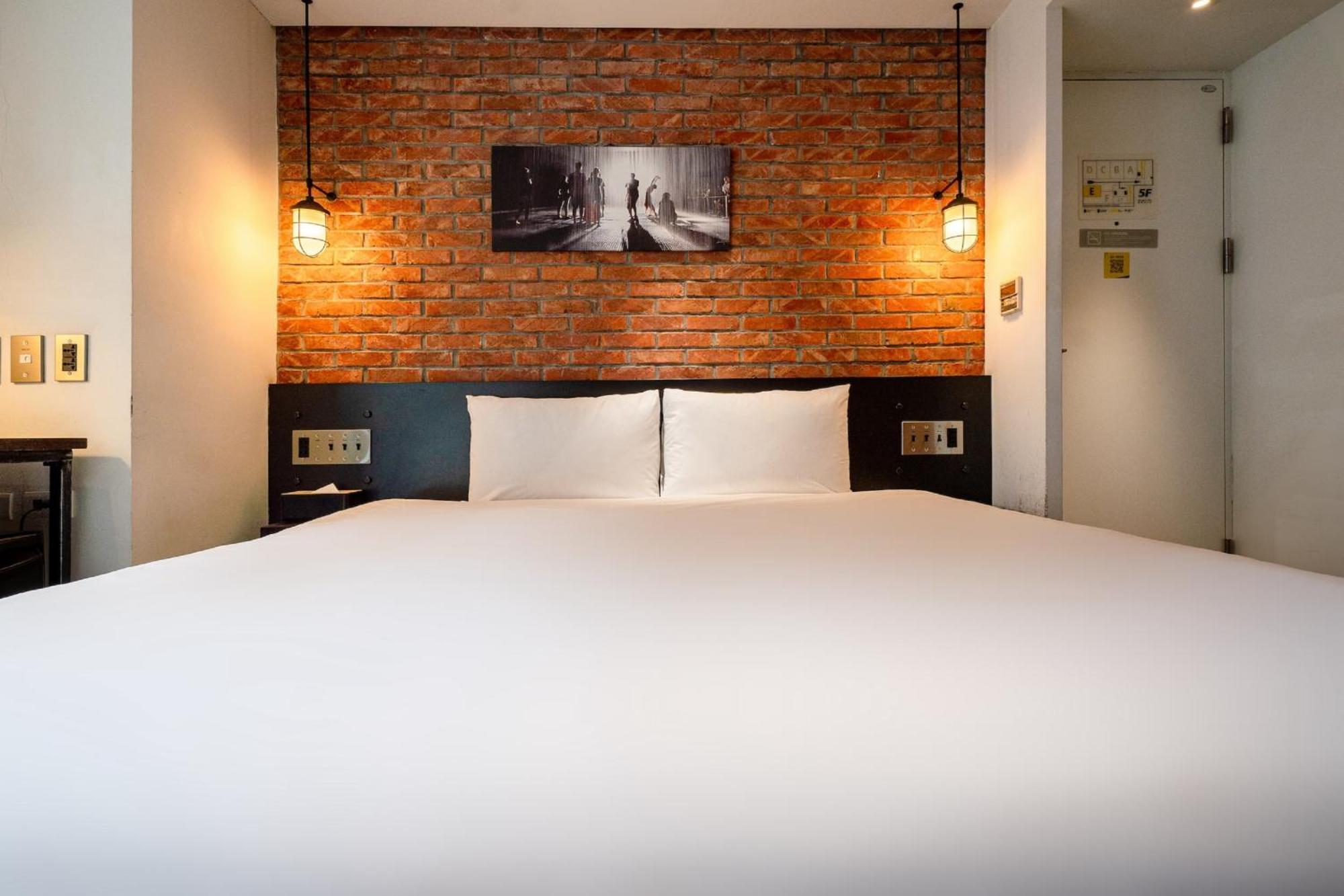 Check Inn Taipei Songjiang Exterior photo
