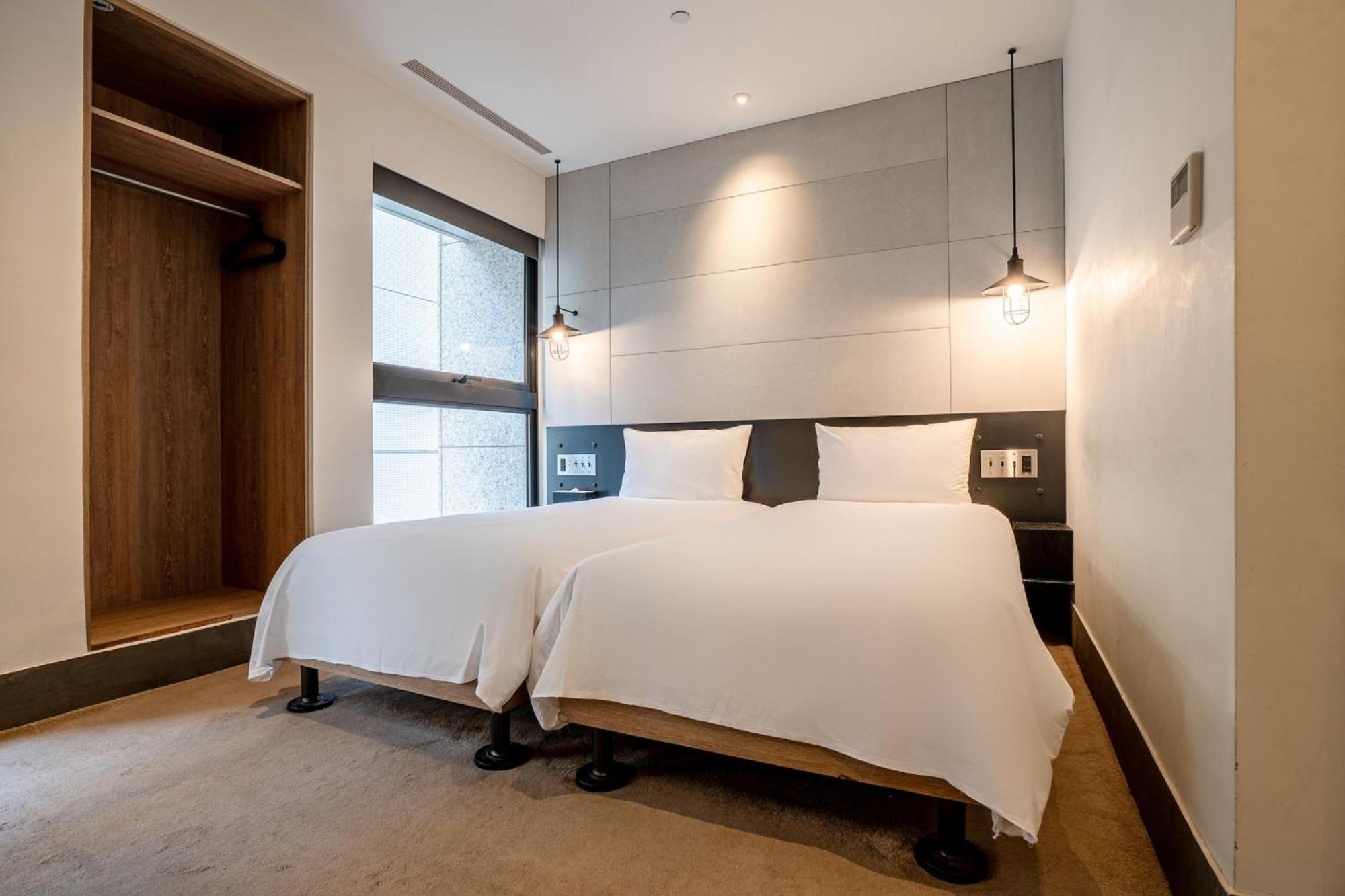 Check Inn Taipei Songjiang Exterior photo